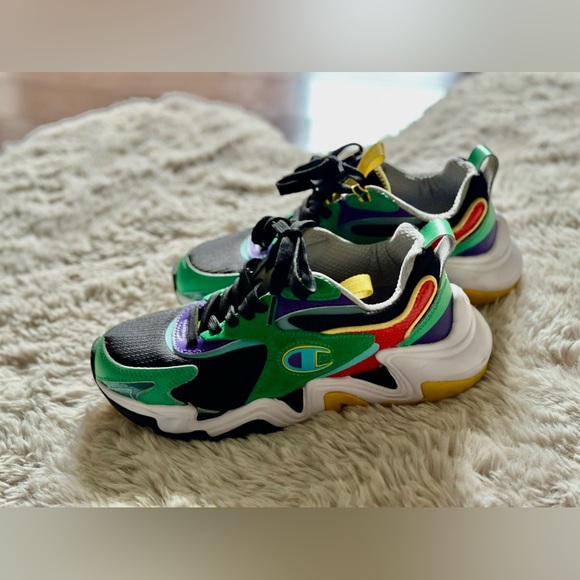 WOMEN'S HYPER C SWIFT SHOES, GREEN/BLACK/MULTI - Picture 2 of 5